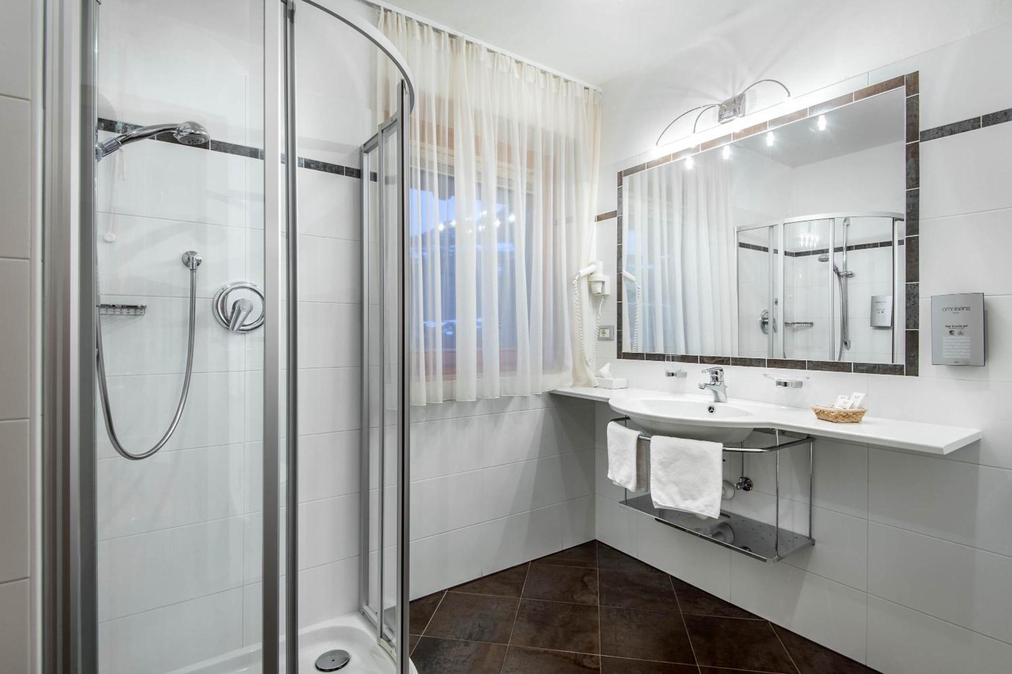 סן ויג'יליו די מרבה Kristallhotel Corona-Krone מראה חיצוני תמונה