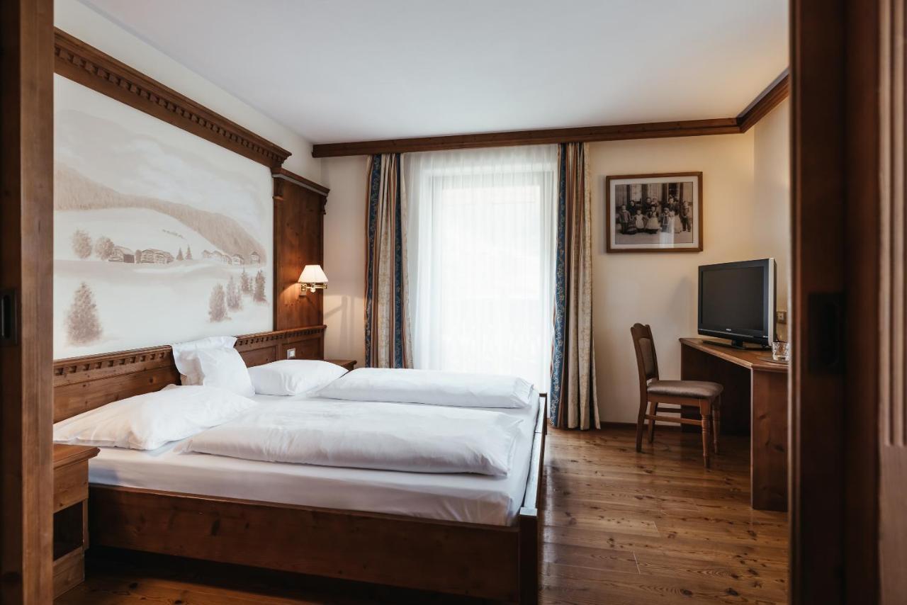 סן ויג'יליו די מרבה Kristallhotel Corona-Krone מראה חיצוני תמונה