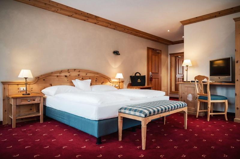 סן ויג'יליו די מרבה Kristallhotel Corona-Krone מראה חיצוני תמונה